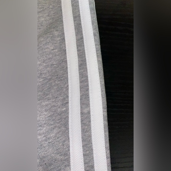 Men Adidas Grey Stripe Sweatpants - Picture 9 of 9